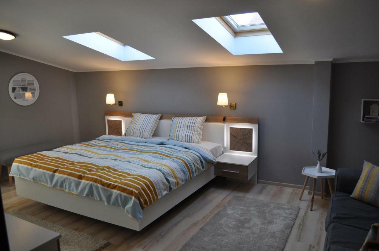 Sleep & Fly Apartment Otopeni Dış mekan fotoğraf